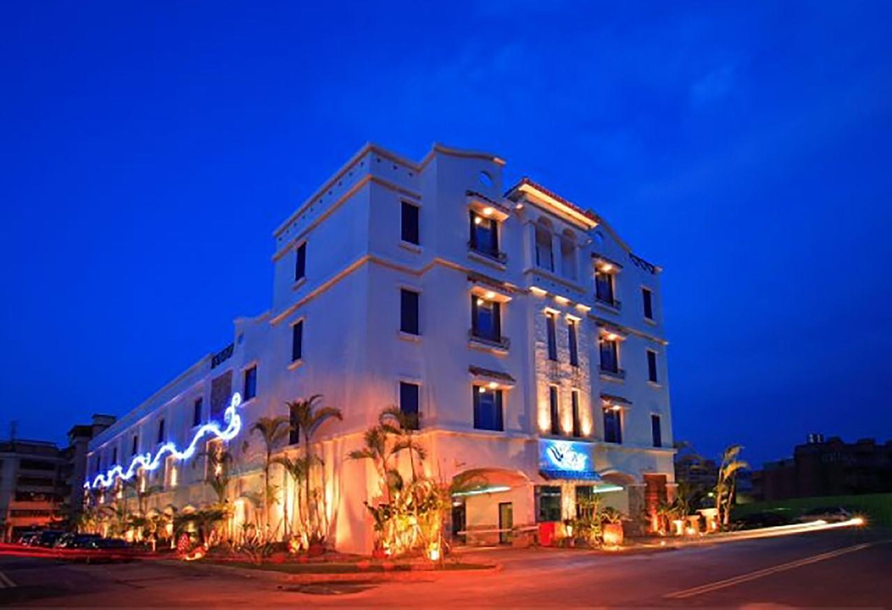 Blue Coast Spa Motel Keelung Exterior photo
